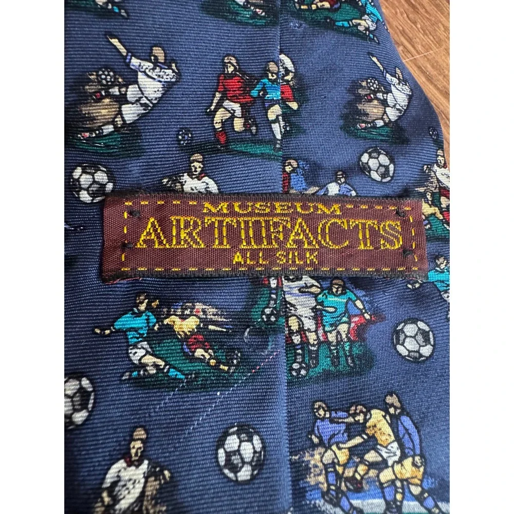 Museum Artifacts‎ All Silk Soccer Novelty Tie New With Tag